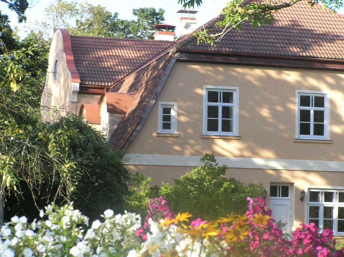 فندق Maras Manor Turlava المظهر الخارجي الصورة